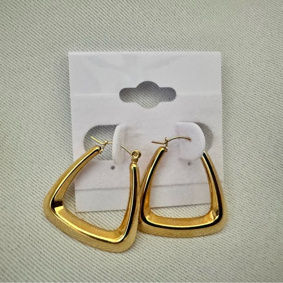 Gold Hoop earrings - Picture 1 of 3